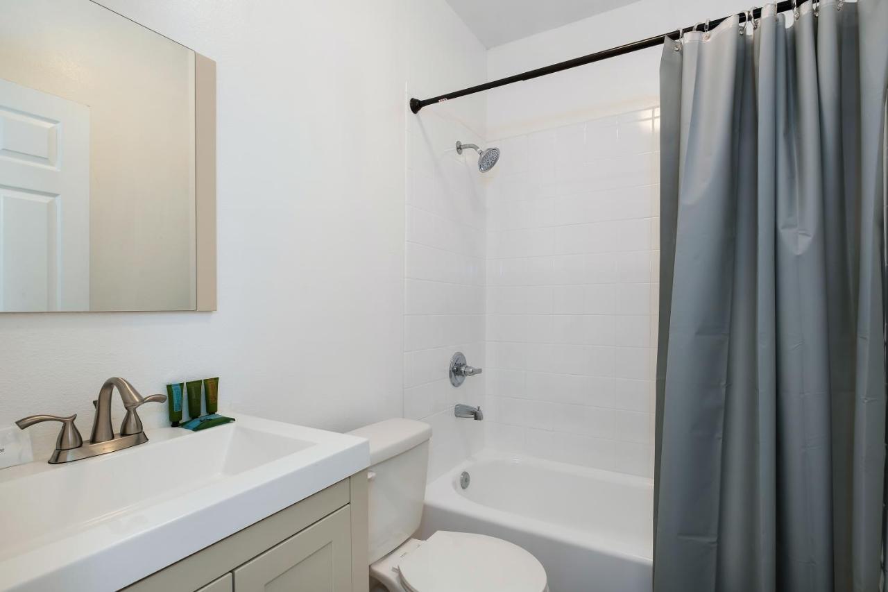 Los Angeles Retreat Close To Hotspots Экстерьер фото